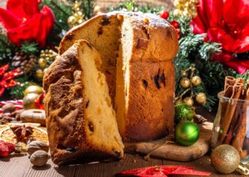 Natale, derby panettone-pandoro: boom calorie, max 1 fetta al giorno a colazione